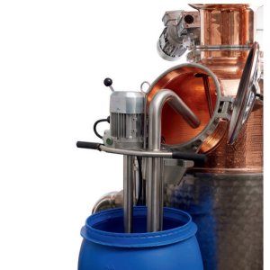 Barrel pump for fruit pulp