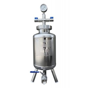 Small pressure tank, feeder