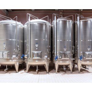 Pressure tank for sparkling wine, charmat method